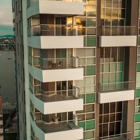 Guest Friendly 3 Bedroom Beachfront Cartagena
