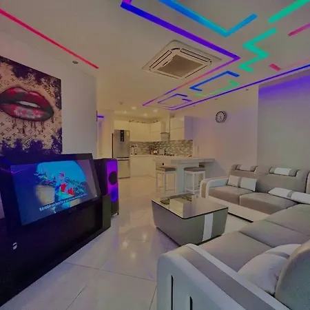 Guest Friendly 3 Bedroom Beachfront Apartamento Cartagena